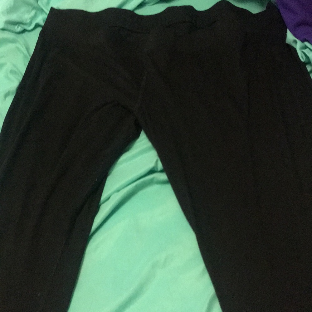 Maternity yoga pants